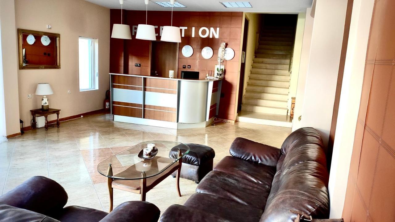 Family Hotel Aqua Ravda Kültér fotó